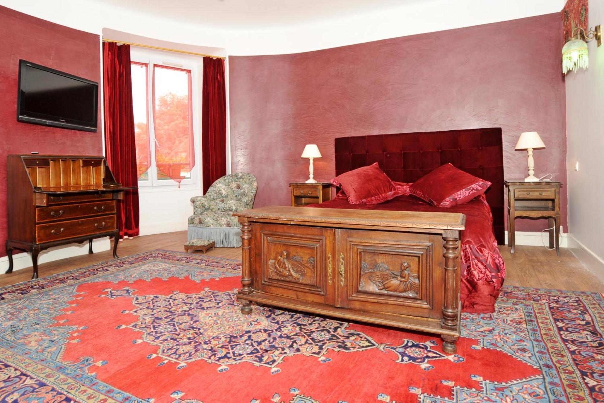 Hotel La Tour Sully-sur-Loire Bagian luar foto
