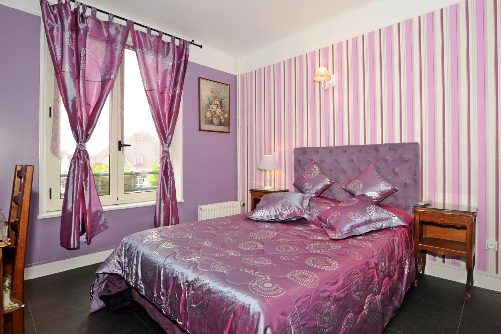 Hotel La Tour Sully-sur-Loire Bagian luar foto