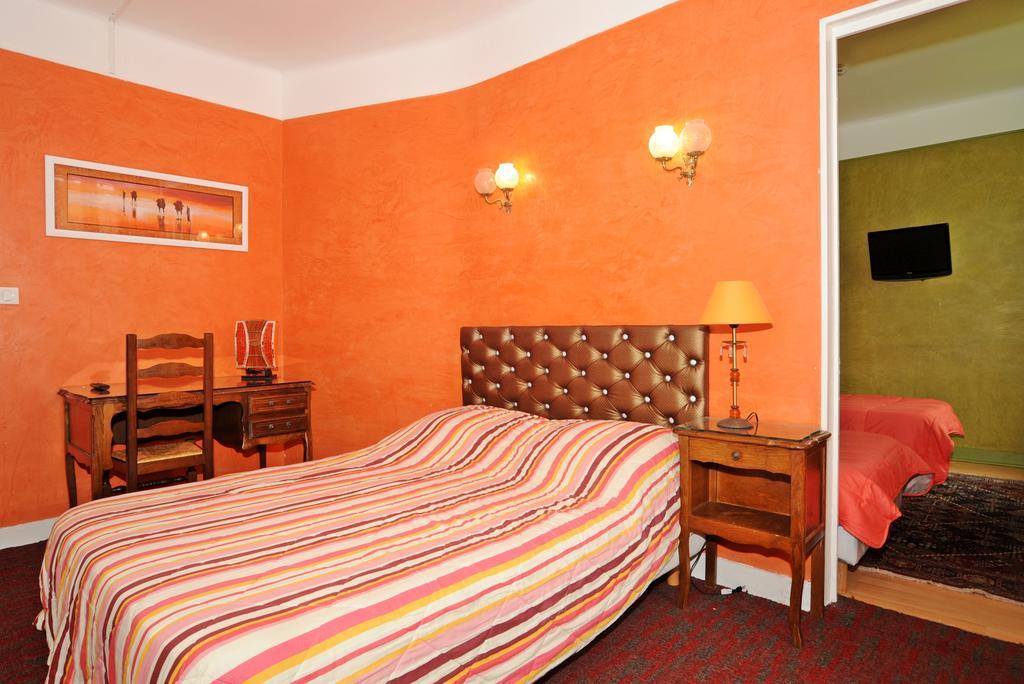 Hotel La Tour Sully-sur-Loire Ruang foto